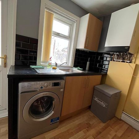 Arthurs Hill Newcastle, Free Parking Fully Equipped Kitchen 4 Bedrooms, Near City Centre Εξωτερικό φωτογραφία